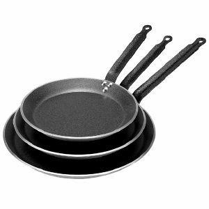 Сковорода для блинов; материал: алюминий, тефлон; диаметр=26, высота=2.5, длина=46 см.; цвет: черный,серебряные